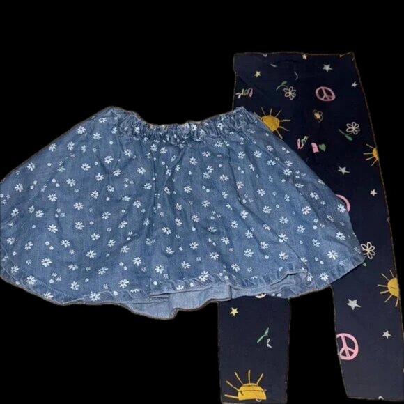 Girl's 5T capsule outfit lot - 2 tops, 2 bottoms, 1 sweatshirt - EUC - Picture 6 of 6